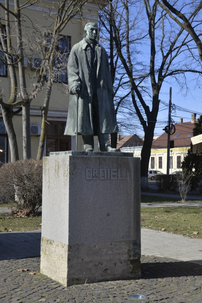 Statuia Dr. Karl Diel