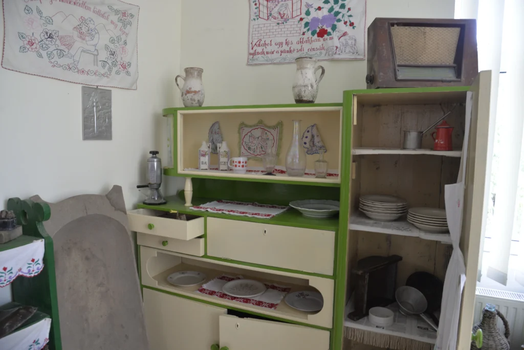 Școala Veche Otelec - Muzeu și centru cultural