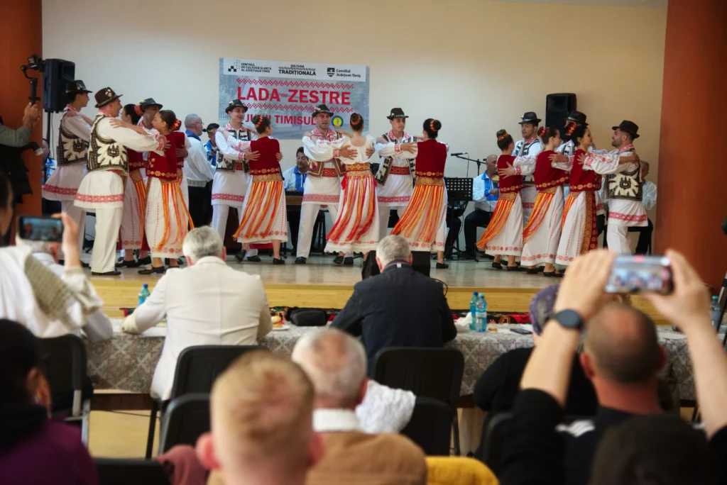 Festivalul-Concurs Lada cu Zestre