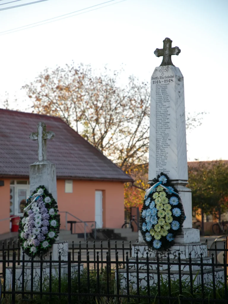 Monumentul eroilor din Primul Război Mondial