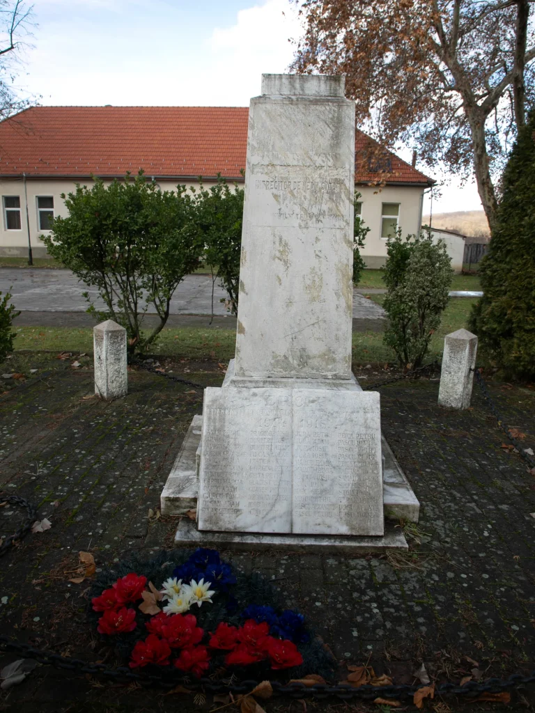 Monumentul eroilor din 1914-1918