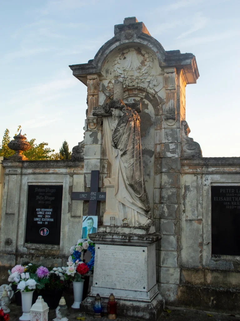 Cimitirul Orașului Deta