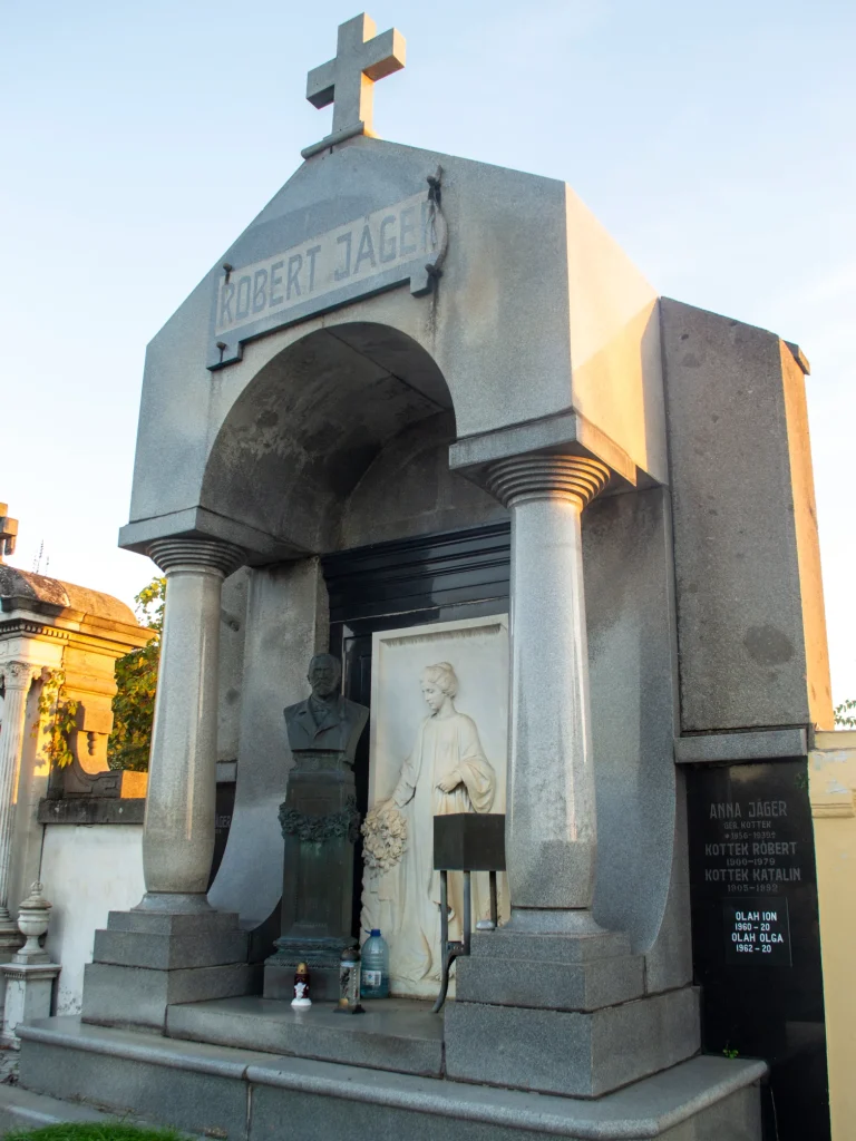 Cimitirul Orașului Deta