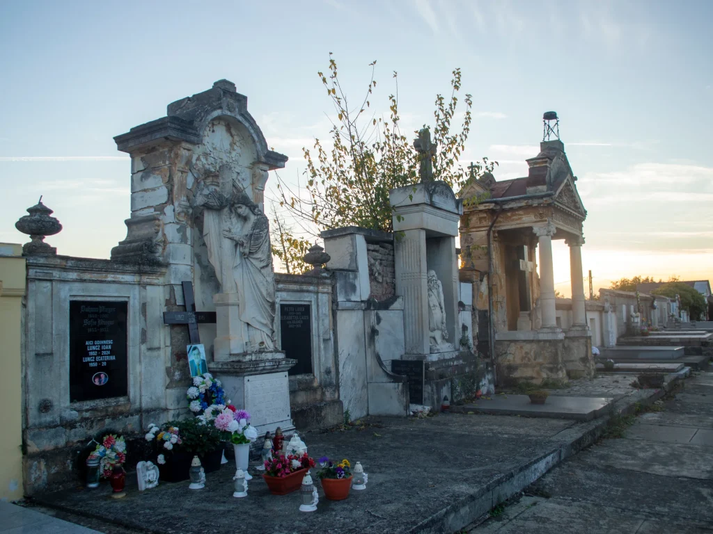 Cimitirul Orașului Deta