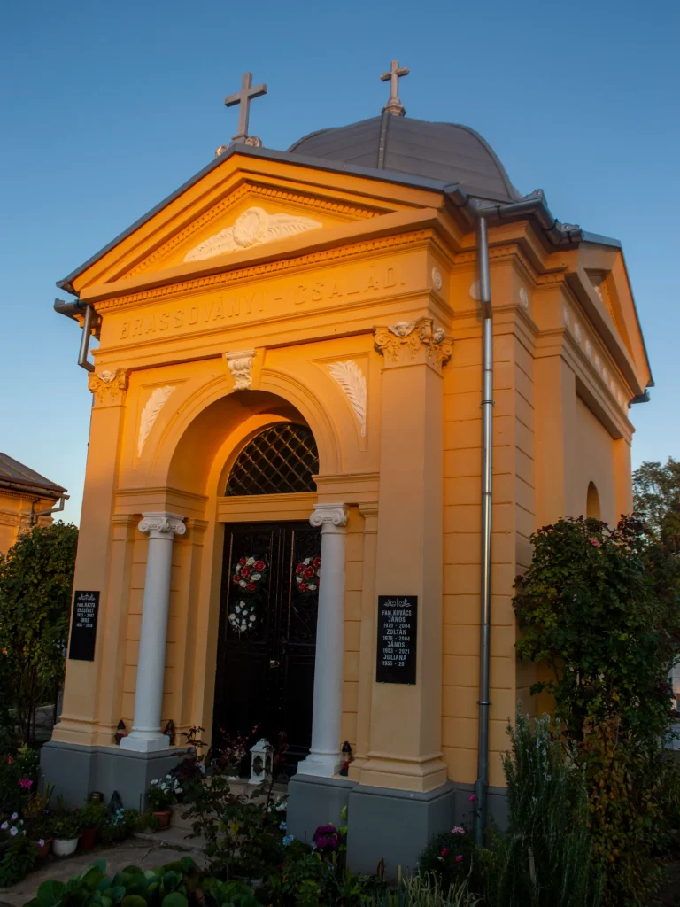 Cimitirul Orașului Deta