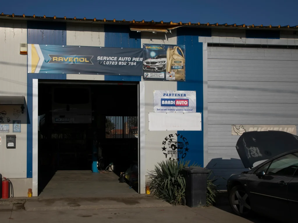 Service Auto Pier