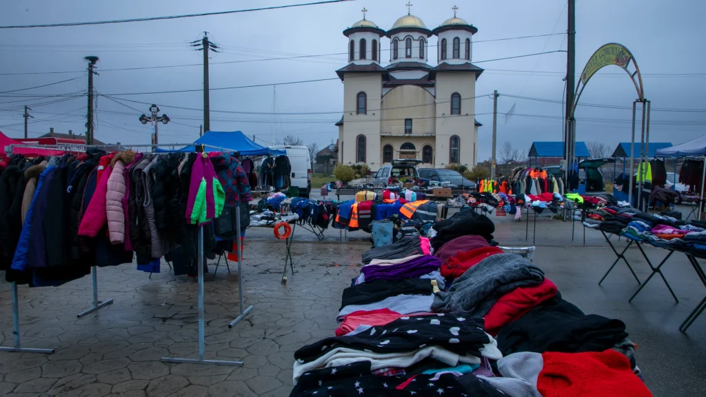 Piața locală Măureni