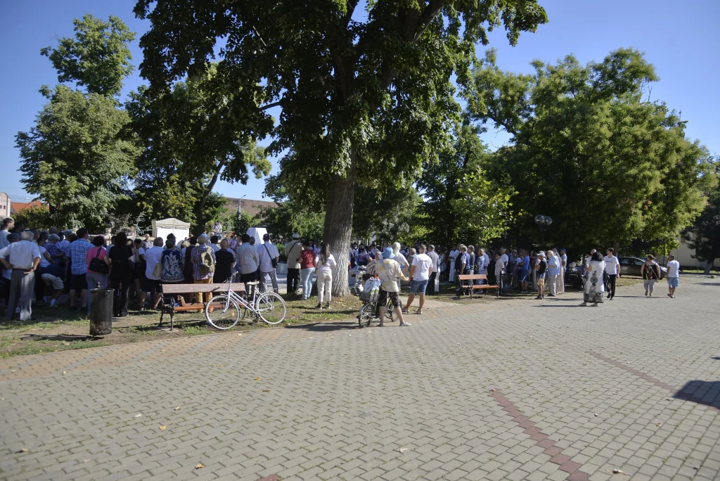 Monumentul ”Periam 300”