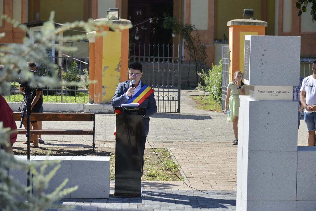Monumentul ”Periam 300”