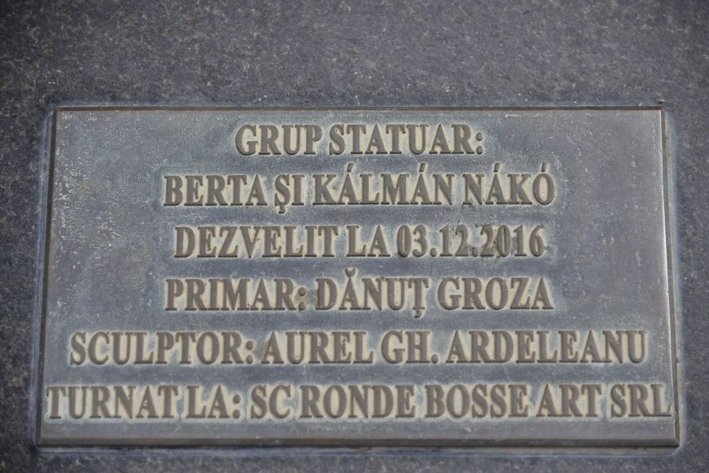 Statuia Contelui Alexander Nákó și a soției sale Berta Nákó
