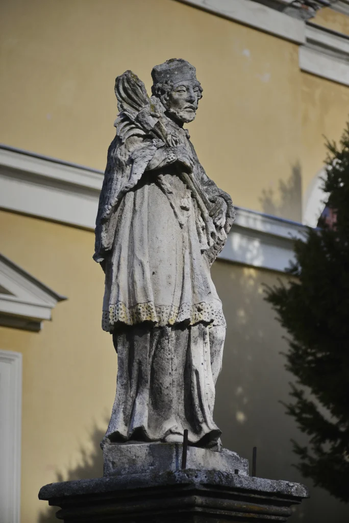 Statuia Sfântului Ioan Nepomuk