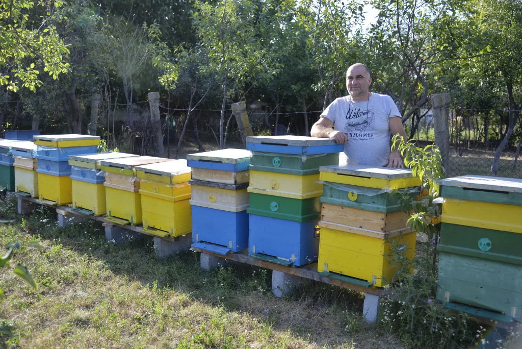 Tănasă Vasile Iulian, apicultor
