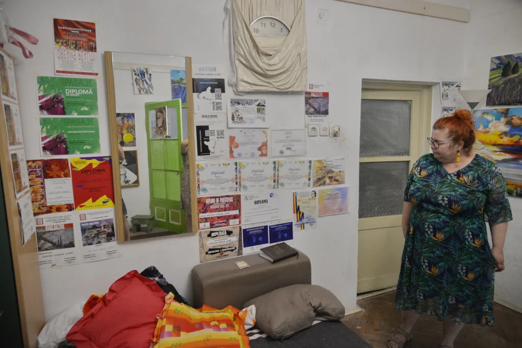 Lihat Cristina Claudia PFA