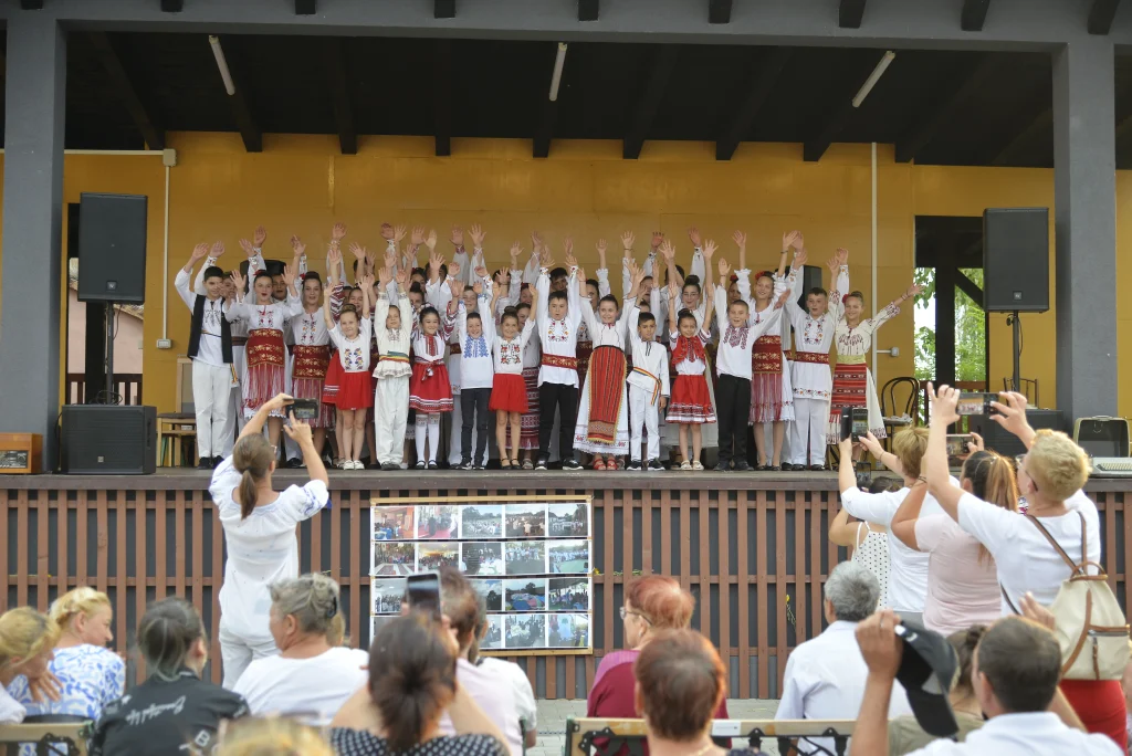 Festivalul Multicultural de Artă și Tradiție