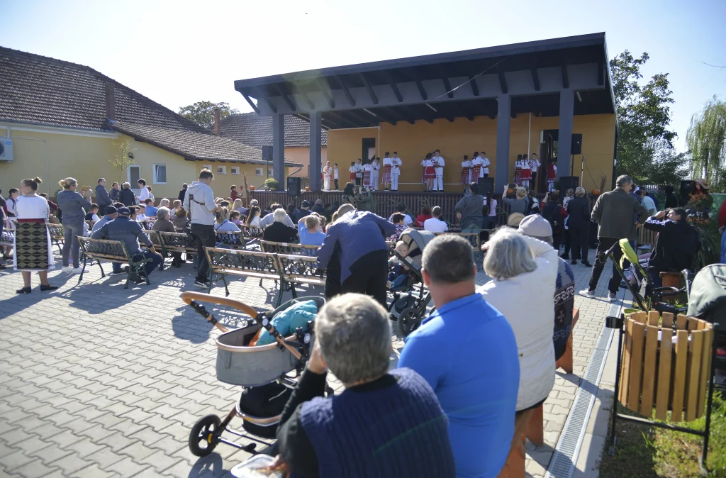 Balul Vălcănenților - Festival de toamnă