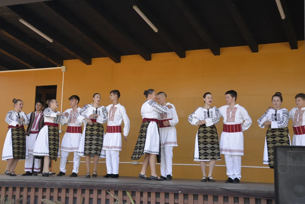 Balul Vălcănenților - Festival de toamnă