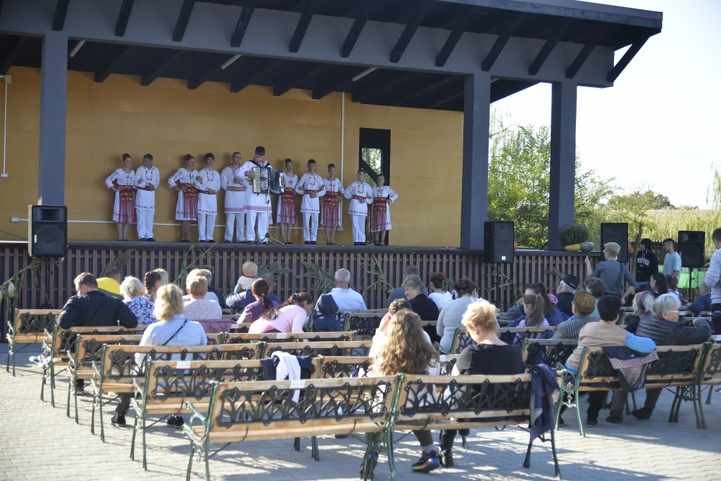 Balul Vălcănenților - Festival de toamnă