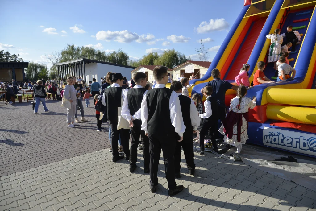 Balul Vălcănenților - Festival de toamnă
